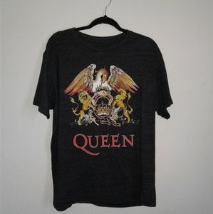 Queen Band Tee